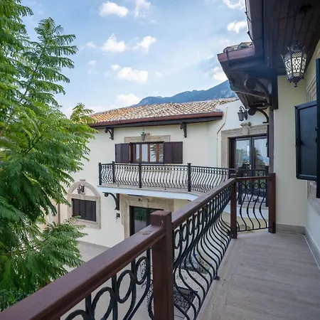 5-bedroom With Private Pool And Maid Service Villa *
