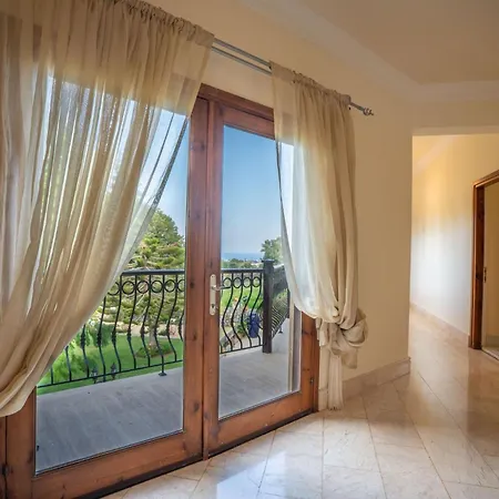 5-bedroom With Private Pool And Maid Service Villa Lapithos (Northern Cyprus)