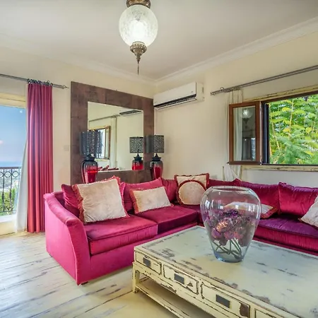 5-bedroom With Private Pool And Maid Service Villa Lapithos (Northern Cyprus)