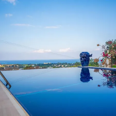 Вилла 5-bedroom With Private Pool And Maid Service *